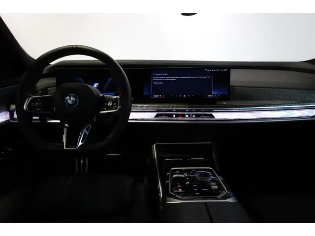 BMW 7 Serie M760e xDrive 2025 Hybride Benzine 9