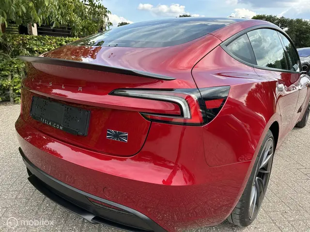 Tesla Model 3 Performance (Nieuw) 2025 Elektrisch 6