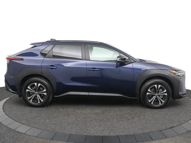 Toyota bZ4X Business Plus 71 kWh 2025 Elektrisch 12