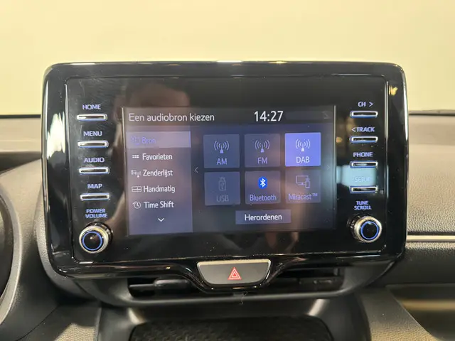 Toyota Yaris 1.5 Hybrid Dynamic 2020 Hybride Benzine 16