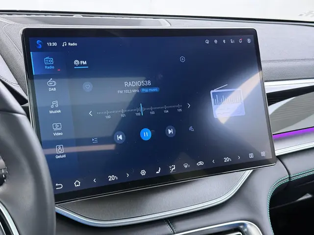 BYD SEAL U Design 87 kWh 2024 Elektrisch 38