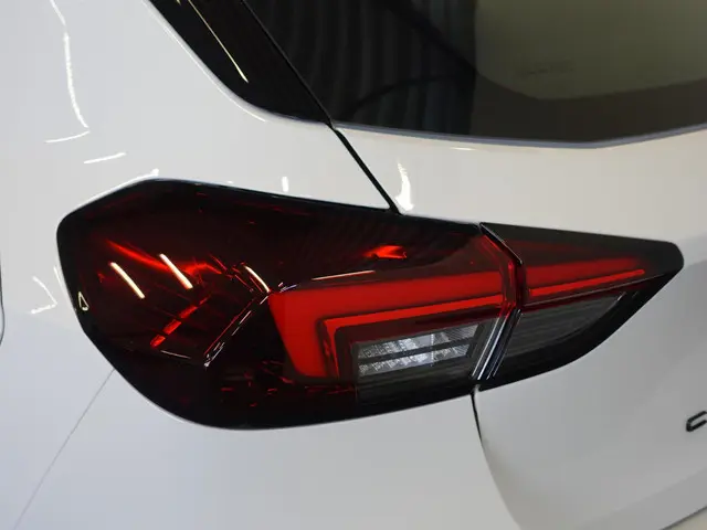 Opel Corsa 1.2 Turbo Automaat GS Line 2024 Benzine 35