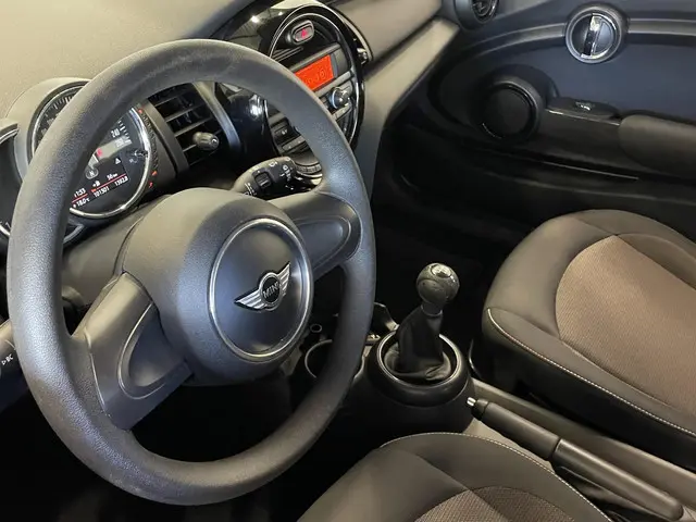 MINI One 1.2 Business 2016 Benzine 11