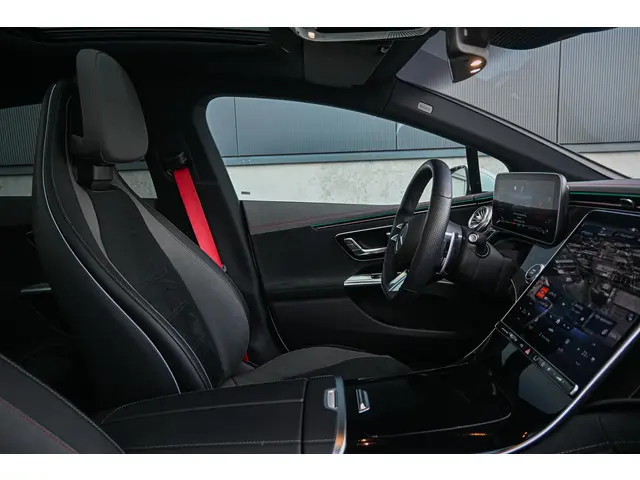 Mercedes-Benz EQE AMG 43 4MATIC 2022 Elektrisch 9