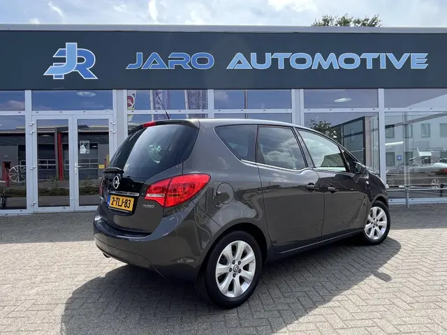 Opel Meriva 1.4 Turbo Cosmo 2014 Benzine 32
