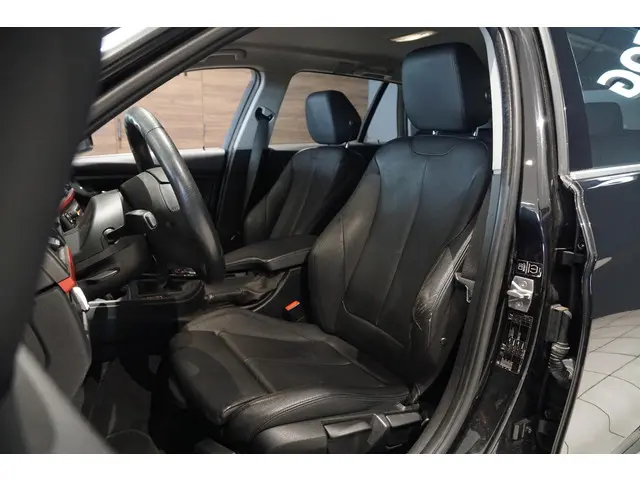 BMW 3 Serie Touring 316i High Executive 2014 Benzine 8