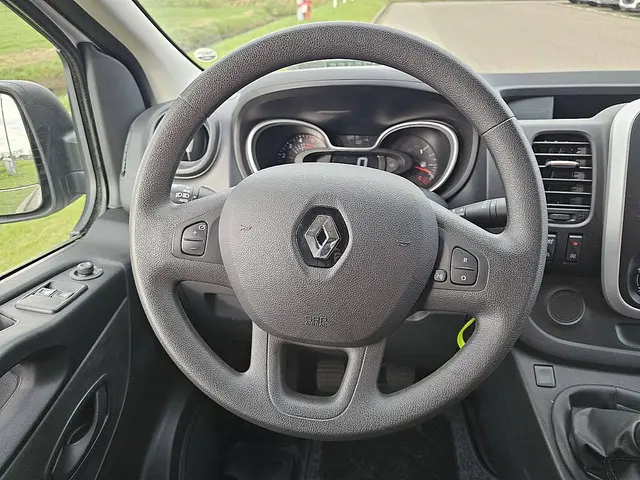 Renault Trafic 2.0 DCI 2021 Diesel 13
