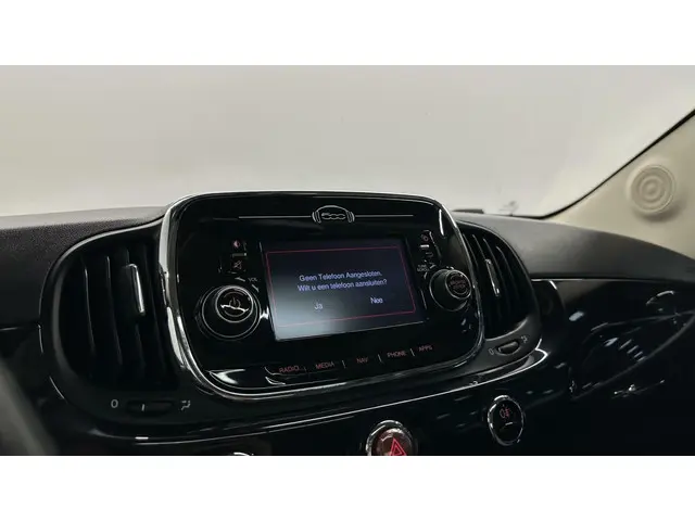 Fiat 500 0.9 TwinAir Turbo Holiday Edition 2016 Benzine 25
