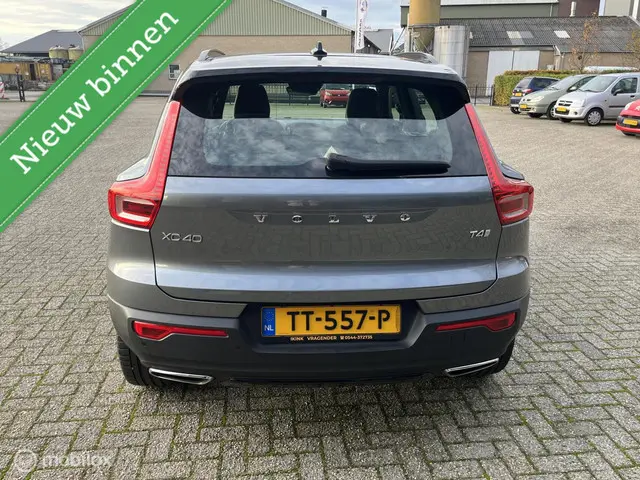 Volvo XC40 2.0 T4 R-Design 2018 Benzine 4