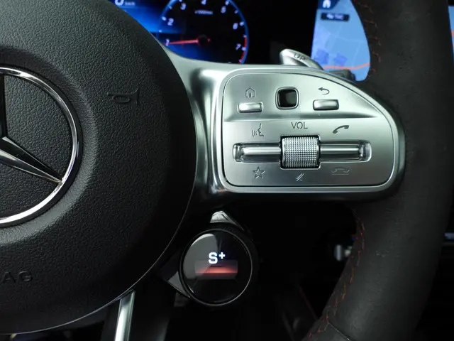 Mercedes-Benz GLB AMG 35 4MATIC 2022 Benzine 15