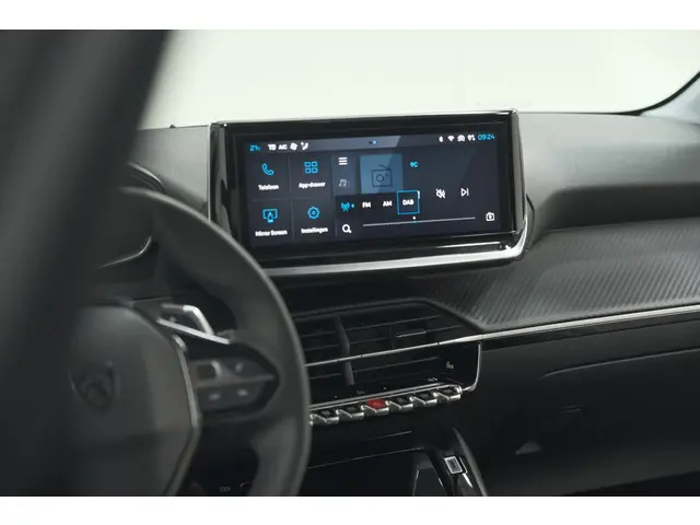 Peugeot 208 Hybrid 100 e-DCS6 Allure 2024 Benzine 56