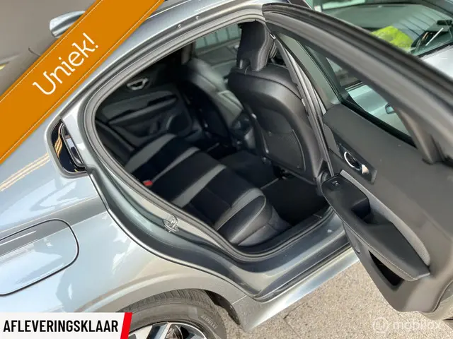 Volvo S60 2.0 T5 R-Design 2020 Benzine 16