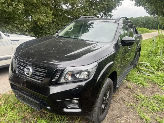 Nissan Navara 23D-N-guard 2021 Diesel 16