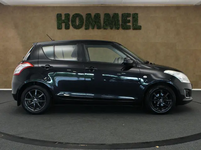 Suzuki Swift 1.2 Exclusive 2015 Benzine 9
