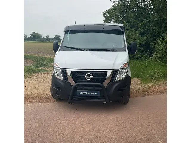 Nissan Interstar