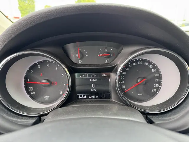 Opel Astra 1.4 Black Edition 2018 Benzine 15