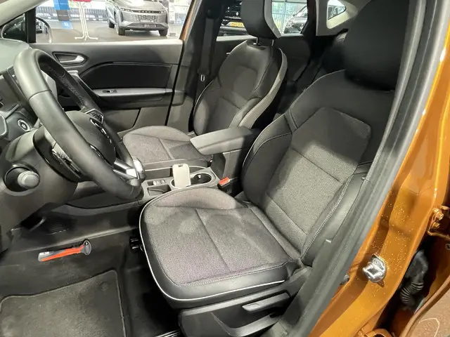 Renault Captur 1.3 TCe 140 Intens 2022 Benzine 7