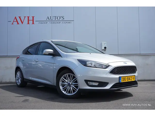 Ford Focus 1.0 Titanium 2017 Benzine 2