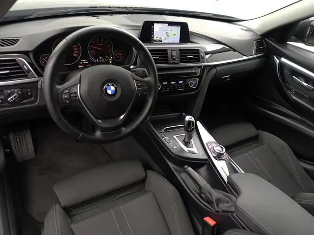 BMW 3 Serie 2