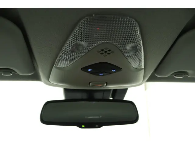 Toyota C-HR 2.0 Hybrid Dynamic 2021 Hybride Benzine 33