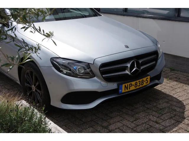 Mercedes-Benz E-Klasse 200 Prestige 2017 Benzine 30