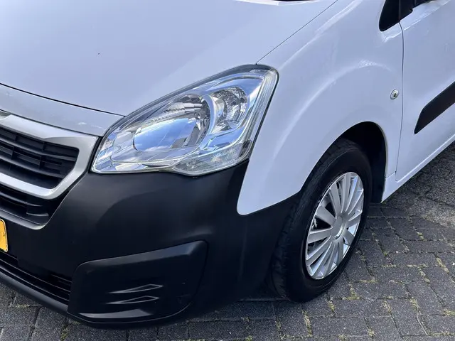 Peugeot Partner 120 1.6 BlueHDi 75 L1 XR 2016 Diesel 11