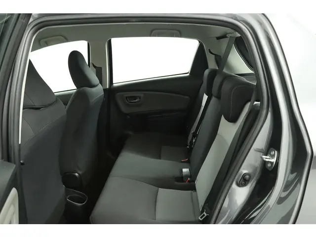 Toyota Yaris 1.5 Hybrid Active 2020 Hybride Benzine 18