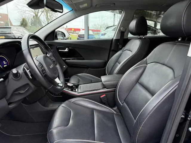 Kia e-Niro Aut. ExecutiveLine 64kWh 2021 Elektrisch 12
