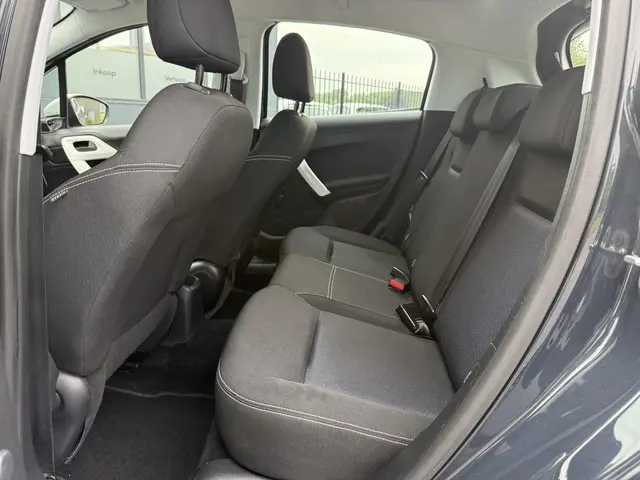 Peugeot 208 1.2 PureTech Like 2018 Benzine 8