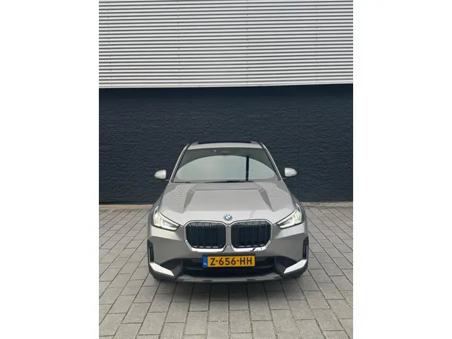 BMW X1 XDrive25e 2024 Hybride Benzine 4