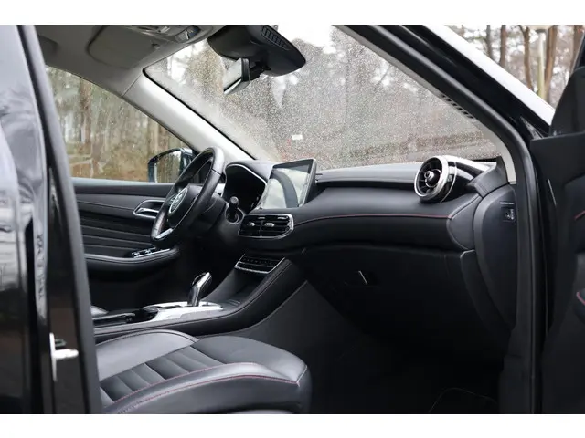 MG EHS 1.5 TGDI Luxury 2022 Hybride Benzine 11