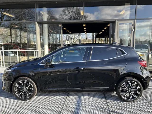 Mitsubishi Colt 1.0T MT First Edition 2025 Benzine 25