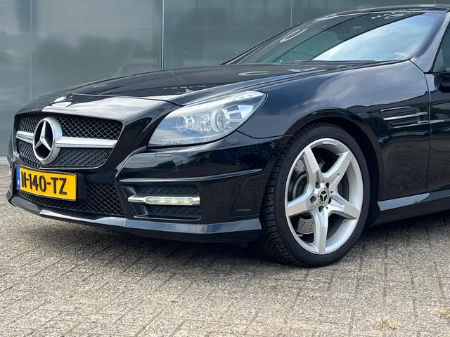 Mercedes-Benz SLK 200 AMG PANORAMADAK 2014 Benzine 8