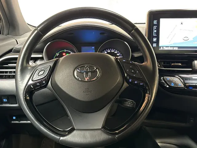 Toyota C-HR 1.8 Hybrid Sport 2019 Hybride Benzine 15