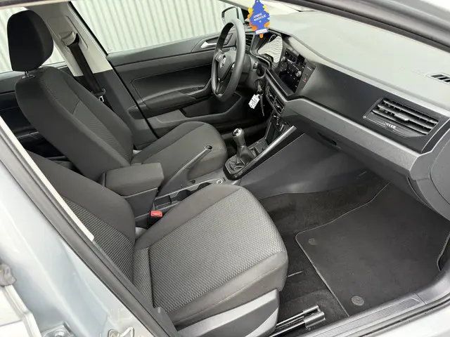 Volkswagen Polo 1.0 Comfortline 2017 Benzine 29