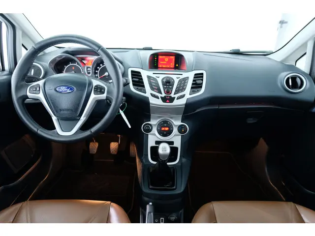 Ford Fiesta 1.25 Titanium 2013 Benzine 3