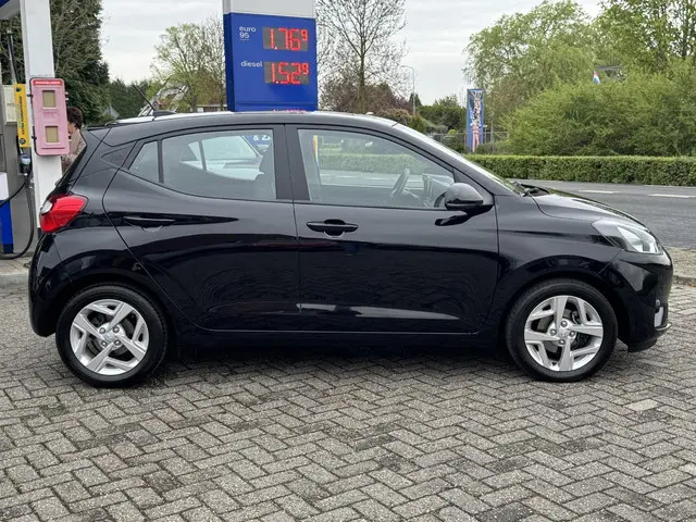 Hyundai i10 1.0 Comfort 5-zits 2022 Benzine 7