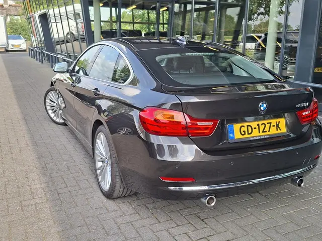BMW 4 Serie Gran Coupé 435i High Executive 2015 Benzine 77