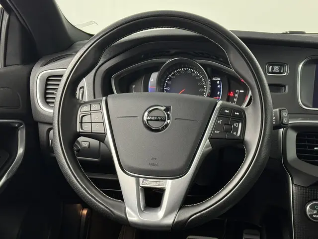 Volvo V40 1.5 T3 Polar+ Sport 2019 Benzine 47
