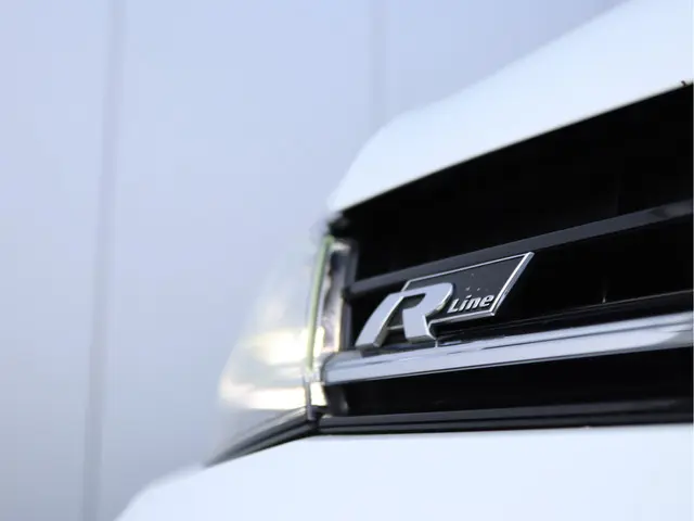 Volkswagen Golf 1.0 TSI Highline R-line 2017 Benzine 10