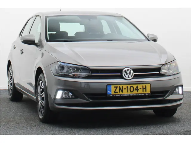 Volkswagen Polo 1.0 TSI Comfortline 2019 Benzine 20