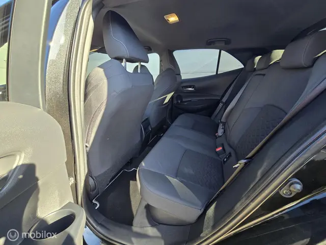 Toyota Corolla 2.0 Hybrid Dynamic 2021 Hybride Benzine 7