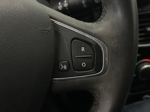 Renault Clio Estate 0.9 TCe 90 Limited 2018 Benzine 20