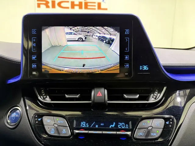 Toyota C-HR 1.8 Hybrid Bi-Tone Plus 2017 Hybride Benzine 39