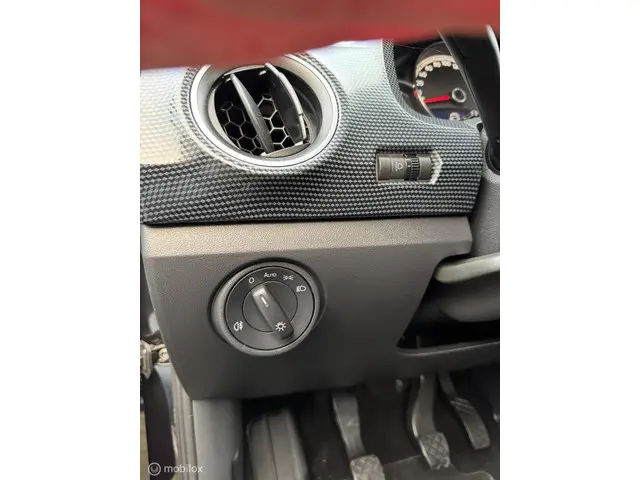 Volkswagen up! 1.0 BMT move up! 2019 Benzine 9