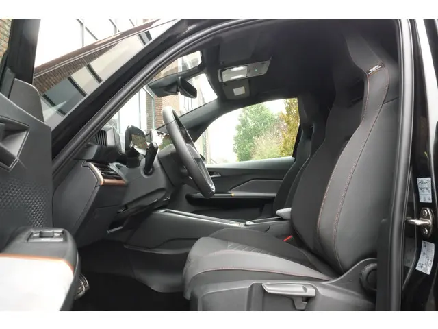 CUPRA Born Performance Limited 82 kWh 2024 Elektrisch 9