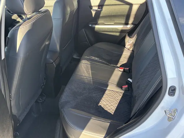 Suzuki Vitara 1.4 Boosterjet Stijl 2019 Benzine 17