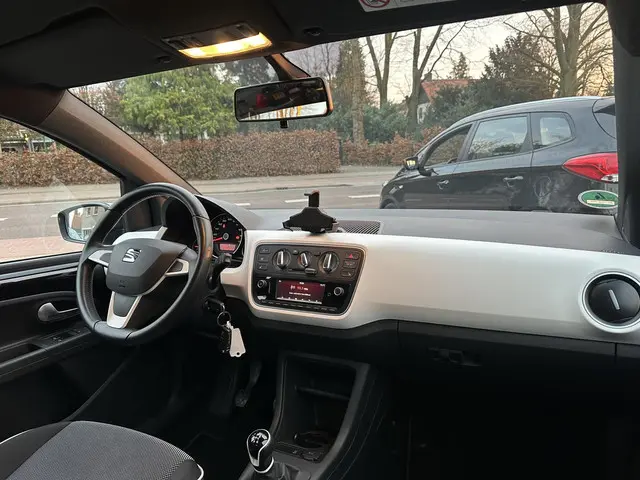 SEAT Mii 1.0 Sport Intense 5drs 2019 Benzine 13