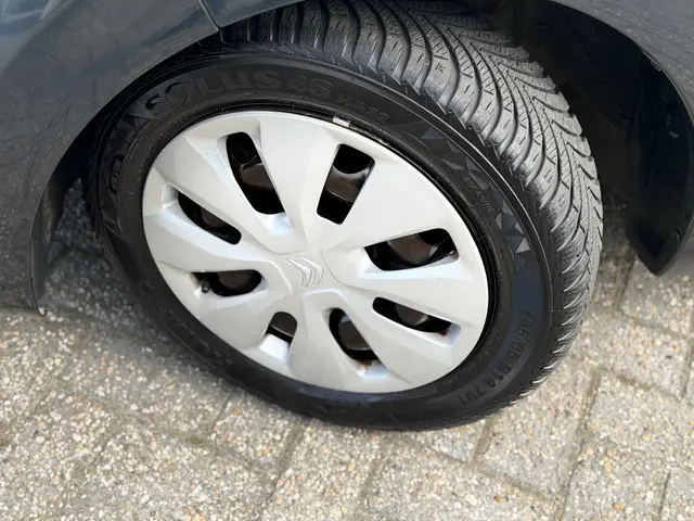 Citroën C1 1.0 e-VTi Feel airco led 5drs 2015 Benzine 13