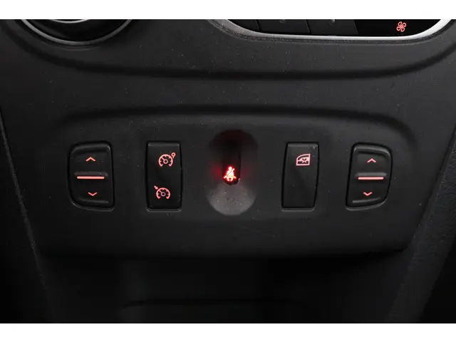 Dacia Logan MCV Stepway TCe 90 Tech Road 2019 Benzine 24